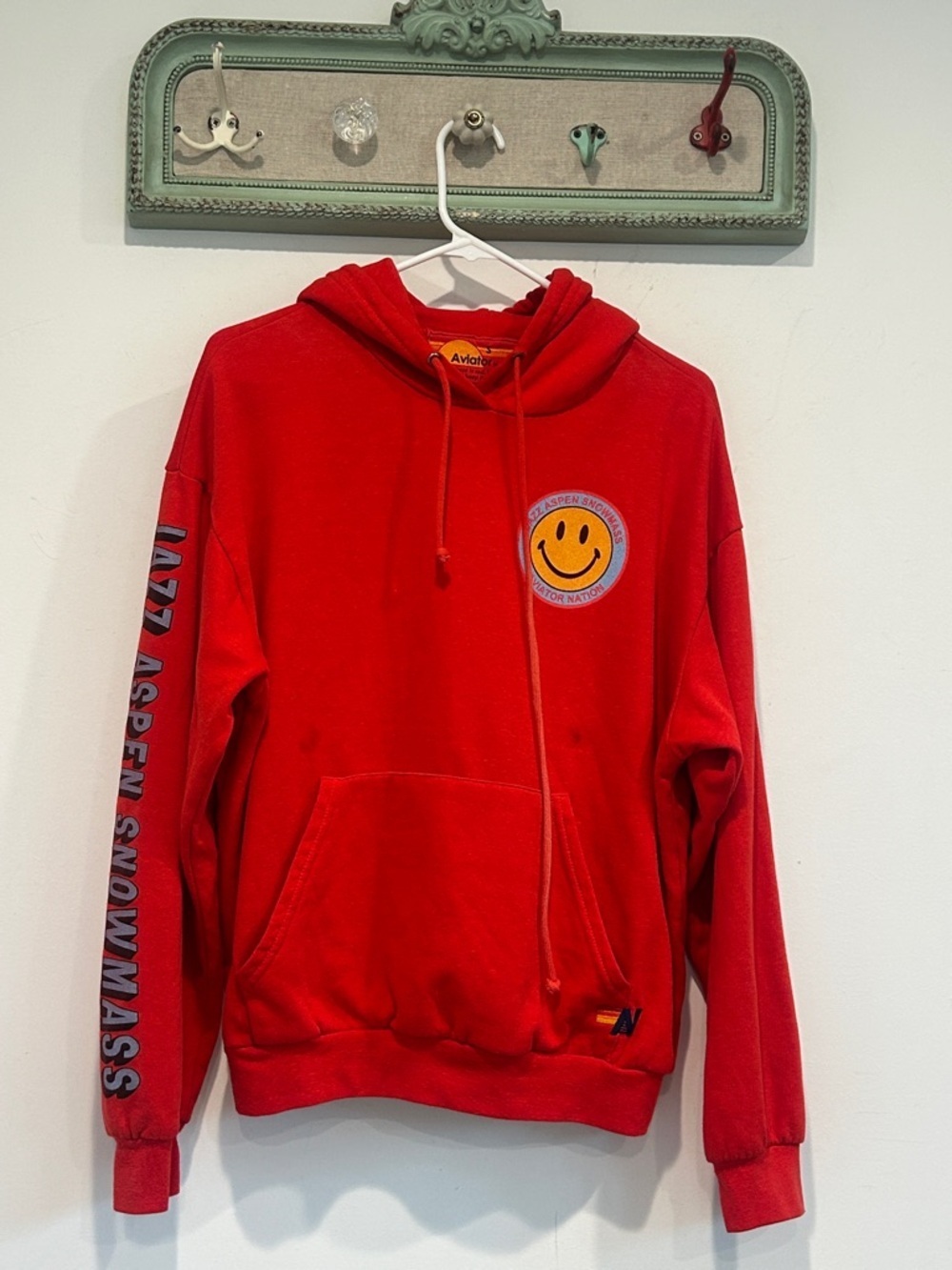 Aviator Nation Jazz Aspen Snowmass Red Smiley Hoodie small women’s pullover